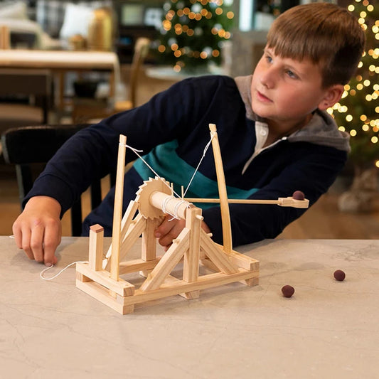 Leonardo da Vinci Catapult - - Fat Brain Toys - US 8577