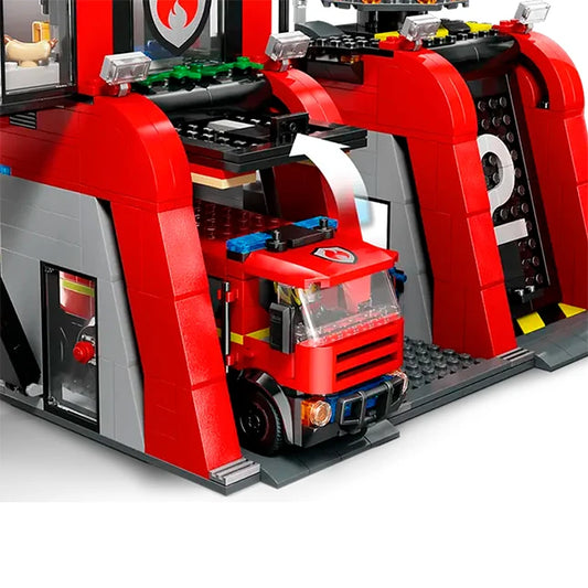 LEGO City Fire - Fire Station with Fire Truck - Best for Ages 6 to 8 - US 7413