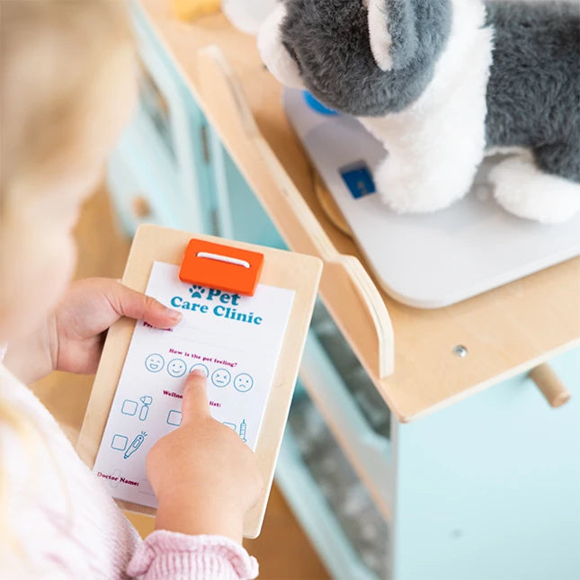 Pet Care Clinic - Best Pretend Play & Imaginative Play for Ages 3 to 6 - US 7888