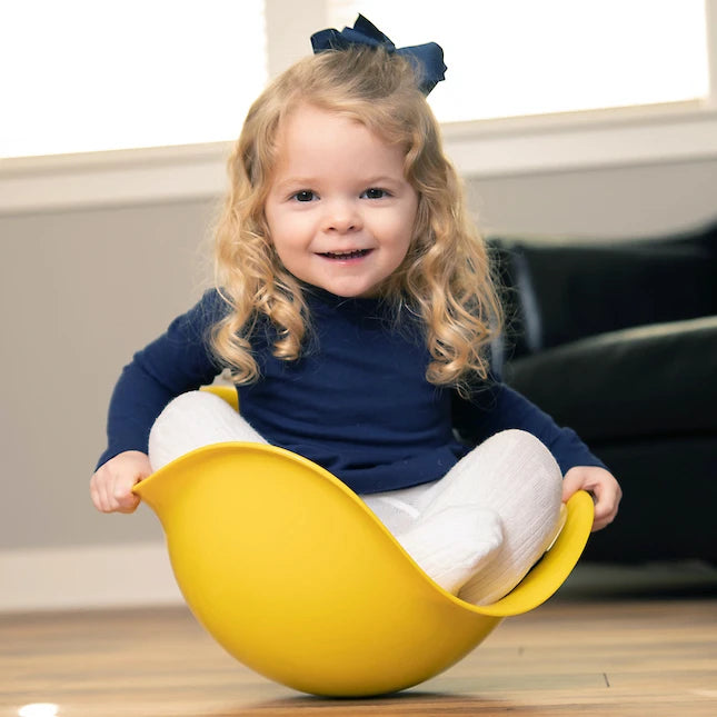 bilibo by MOLUK - Best Active Play for Ages 2 to 3 - Fat Brain Toys - US 4575