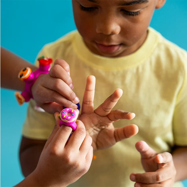 Plip Charms - Best Party Favors &amp; Party Fun for Ages 4 to 7 - US 7312