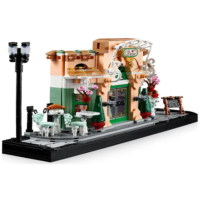 LEGO ICONS - French Cafe - - Fat Brain Toys - US 9608