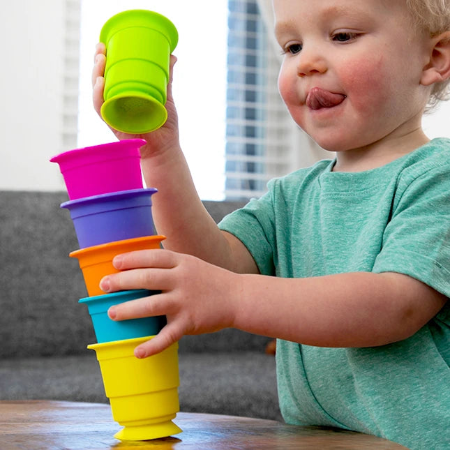 Suction Kupz - Best Baby Toys &amp; Gifts for Ages 1 to 2 - Fat Brain Toys - US 4706