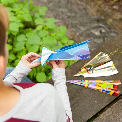 World Record Paper Airplane Book - Best Arts &amp; Crafts for Ages 6 to 7 - US 5041