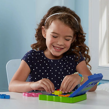 Kanoodle Jr. - Best Brainteasers for Ages 4 to 9 - Fat Brain Toys - US 1806